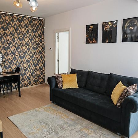 Apartamento Sunset Bucharest 84 Exterior foto