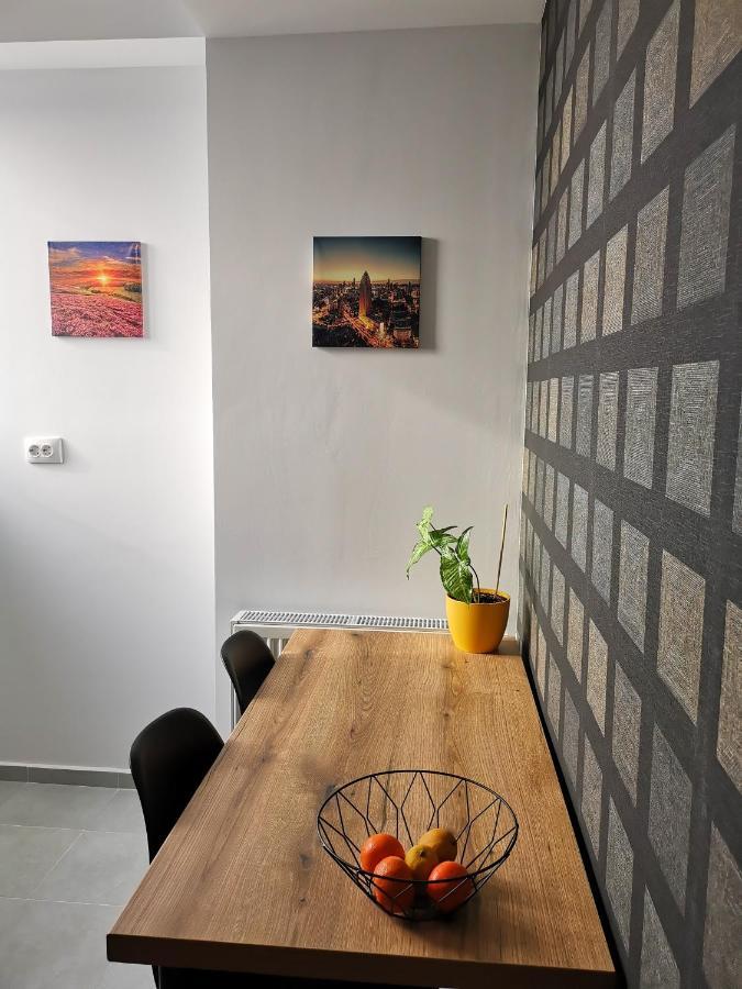 Apartamento Sunset Bucharest 84 Exterior foto