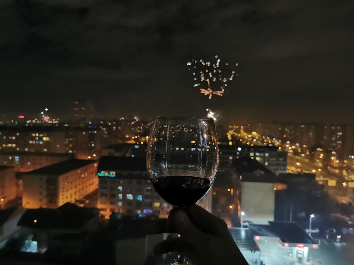 Apartamento Sunset Bucharest 84 Exterior foto